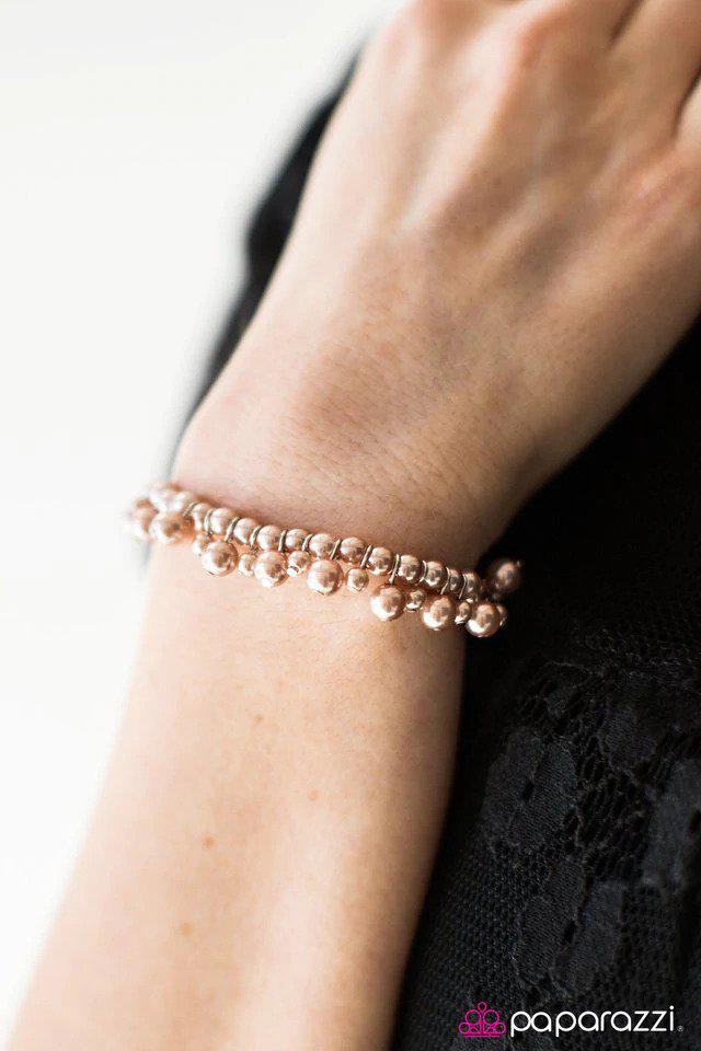 Date With Divine Brown Pearl Bracelet - Paparazzi Accessories- on model - CarasShop.com - Paparazzi Jewelry by Cara Jewels