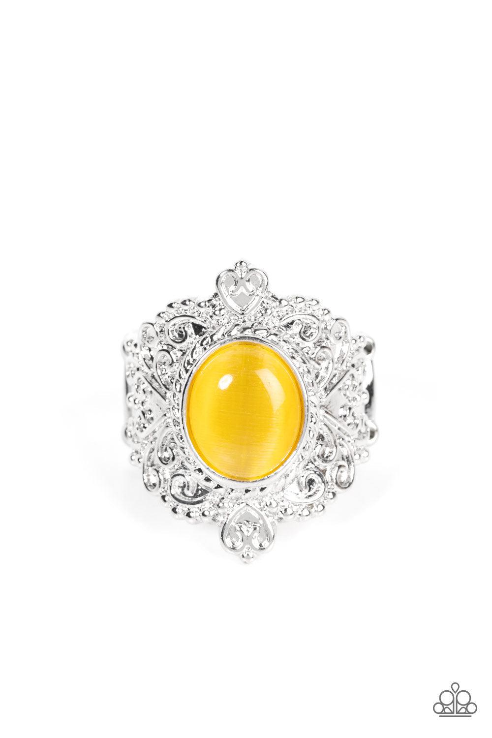 Delightfully Dreamy Yellow Cat's Eye Stone Ring - Paparazzi Accessories- lightbox - CarasShop.com - Paparazzi Jewelry by Cara Jewels