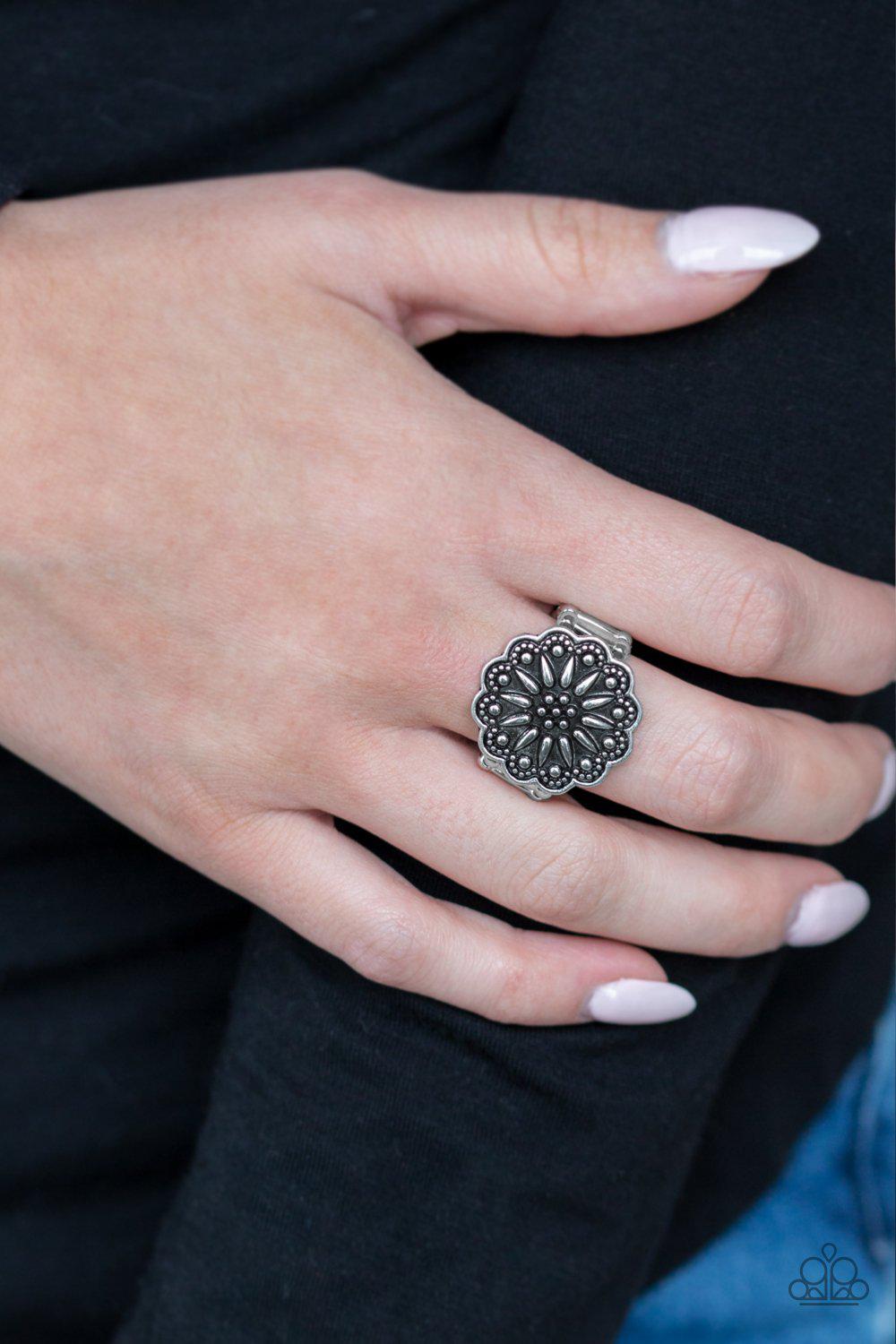 Desert Sunflower Silver Flower Ring - Paparazzi Accessories- on model - CarasShop.com - Paparazzi Jewelry by Cara Jewels