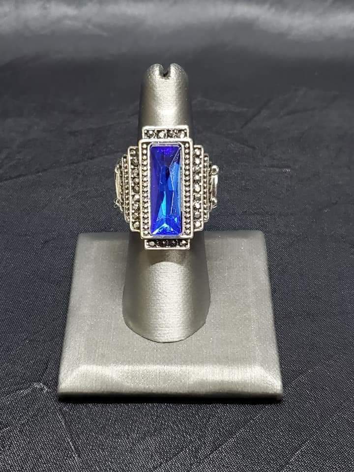 Empire Blue Gemstone Ring - Paparazzi Accessories- lightbox - CarasShop.com - Paparazzi Jewelry by Cara Jewels
