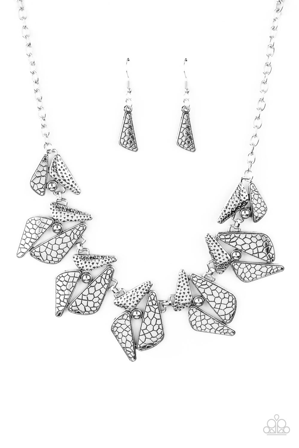 Extra Expedition Silver Necklace - Paparazzi Accessories- lightbox - CarasShop.com - Paparazzi Jewelry by Cara Jewels