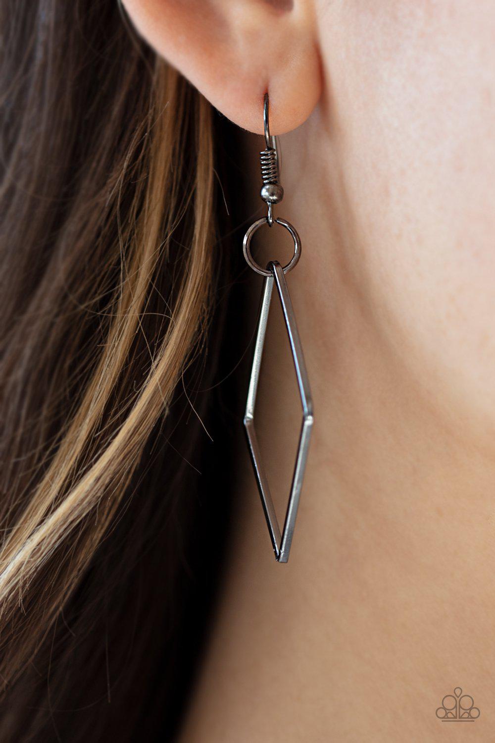Fashion Fave Black Gunmetal Necklace - Paparazzi Accessories - free matching earrings -CarasShop.com - Paparazzi Jewelry by Cara Jewels