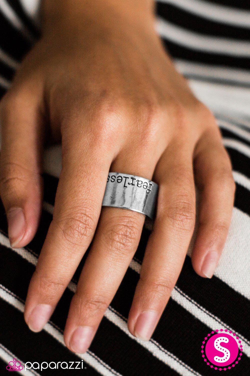 Fearlessly Fashionable Silver Ring - Paparazzi Accessories- on model - CarasShop.com - Paparazzi Jewelry by Cara Jewels
