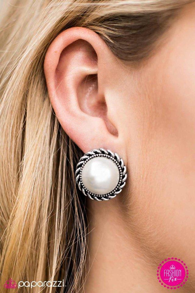 Fiercely 5th Avenue Set - December 2016 - Paparazzi Accessories- Earrings - CarasShop.com - Paparazzi Jewelry by Cara Jewels
