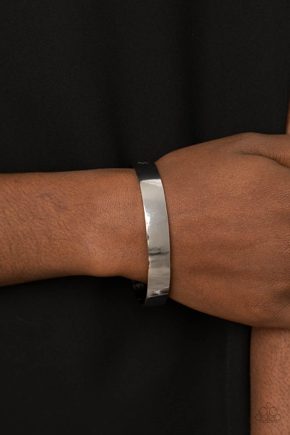 Frond Fable Silver Leaf Cuff Bracelet - Paparazzi Accessories- on model - CarasShop.com - Paparazzi Jewelry by Cara Jewels