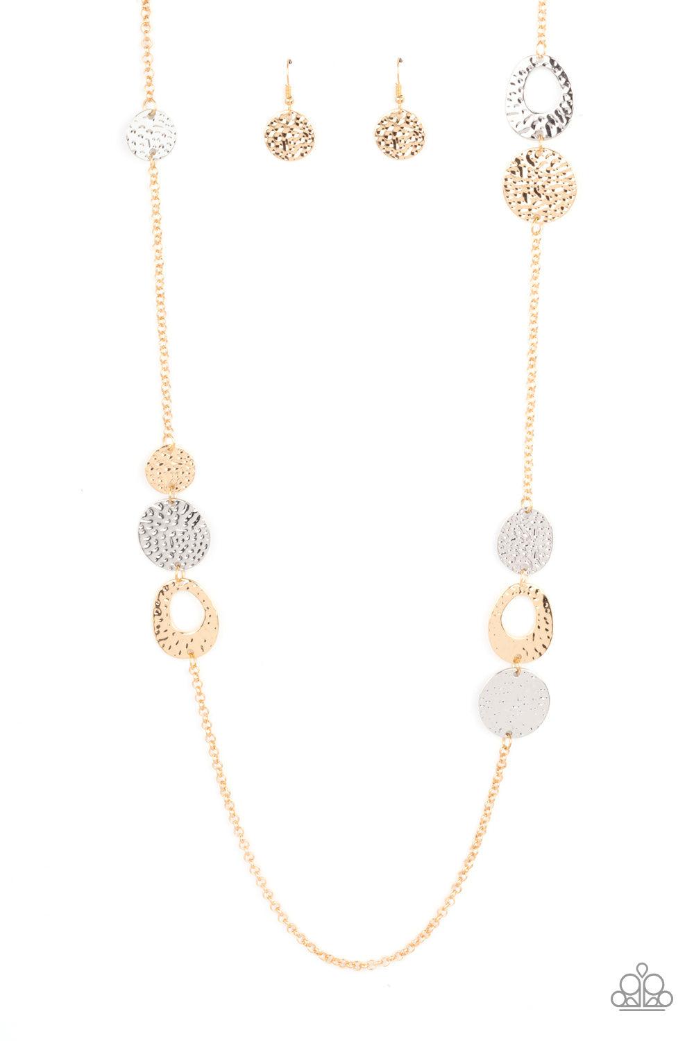 Gallery Guru Gold Necklace - Paparazzi Accessories- lightbox - CarasShop.com - Paparazzi Jewelry by Cara Jewels