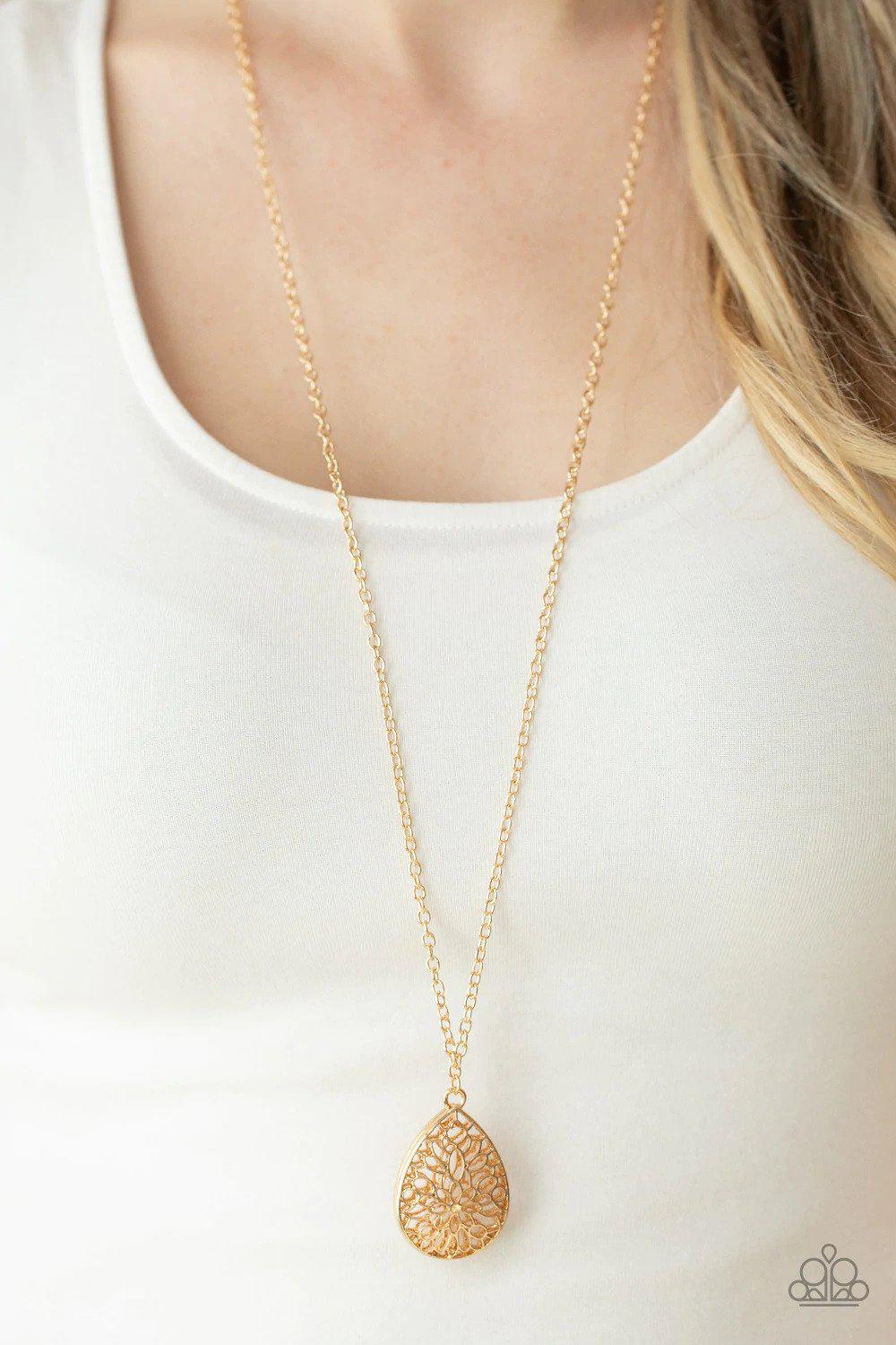 Garden Estate Gold Necklace - Paparazzi Accessories- on model - CarasShop.com - Paparazzi Jewelry by Cara Jewels