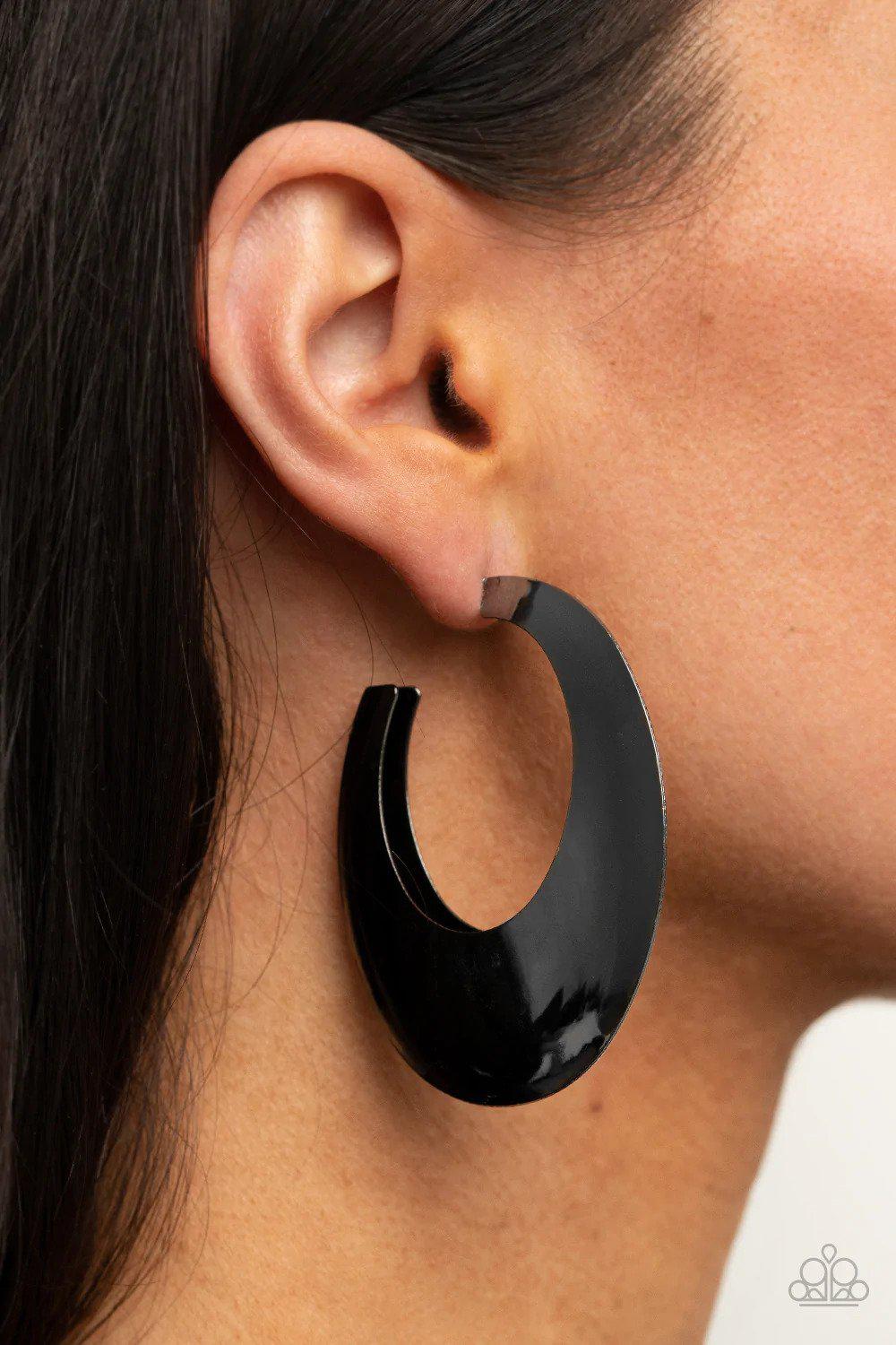 Going OVAL-board Black Hoop Earrings - Paparazzi Accessories- on model - CarasShop.com - Paparazzi Jewelry by Cara Jewels