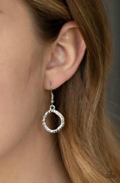 Haute Heirloom Silver Necklace - Paparazzi Accessories- on model - CarasShop.com - Paparazzi Jewelry by Cara Jewels