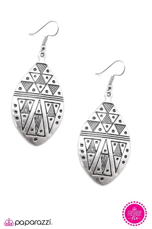 In Prehistoric Fashion Silver Earrings - Paparazzi Accessories- on model - CarasShop.com - Paparazzi Jewelry by Cara Jewels