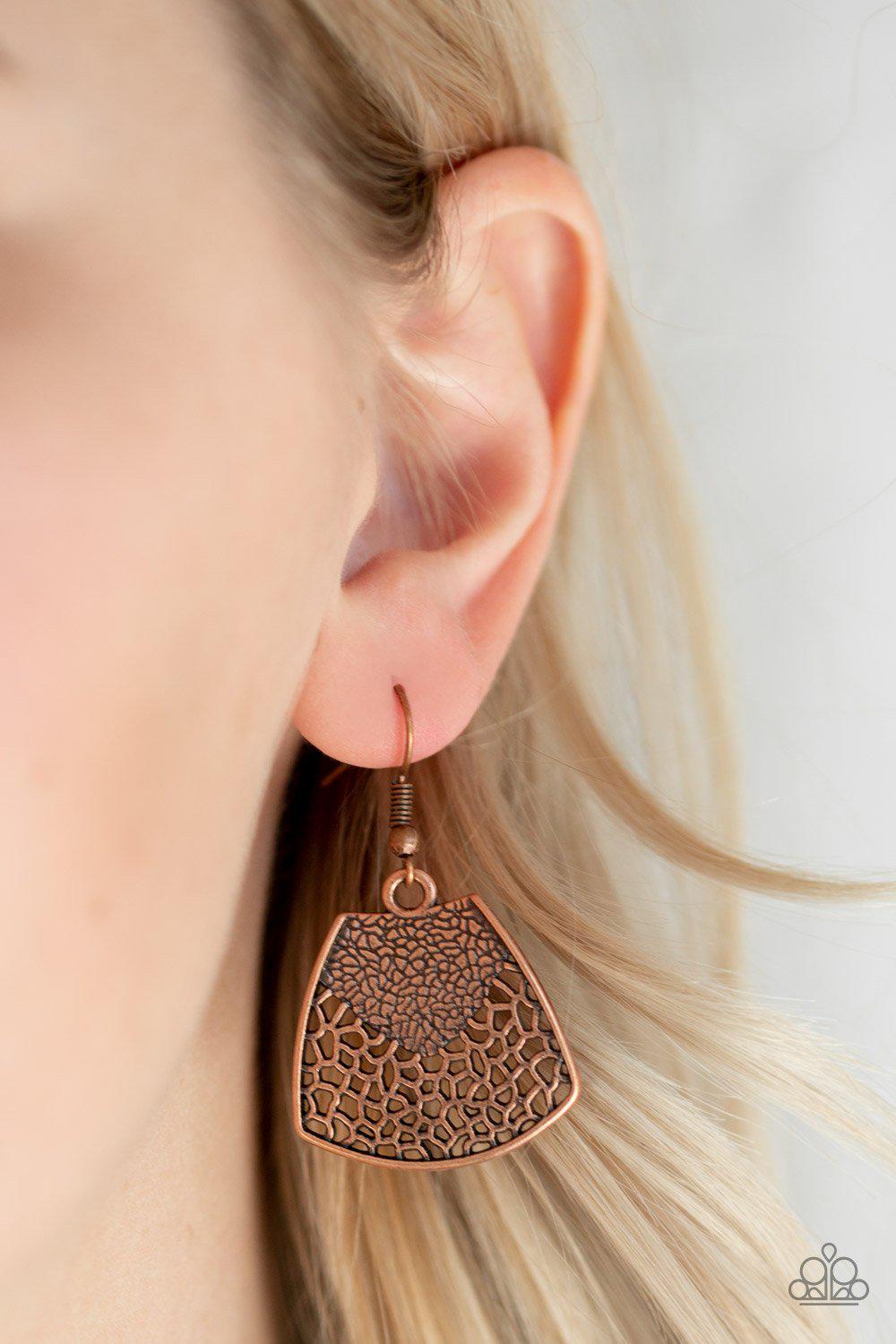 Large and In Charge Multi Copper and Brass Necklace - Paparazzi Accessories- on model - CarasShop.com - Paparazzi Jewelry by Cara Jewels