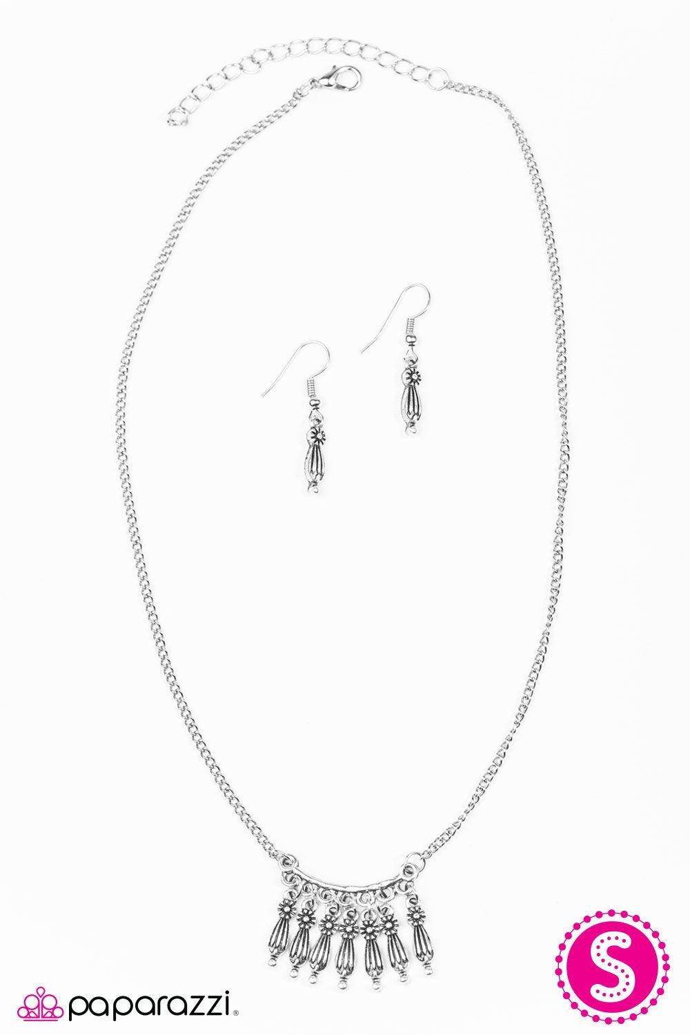 Little Oasis Silver Necklace - Paparazzi Accessories- lightbox - CarasShop.com - Paparazzi Jewelry by Cara Jewels
