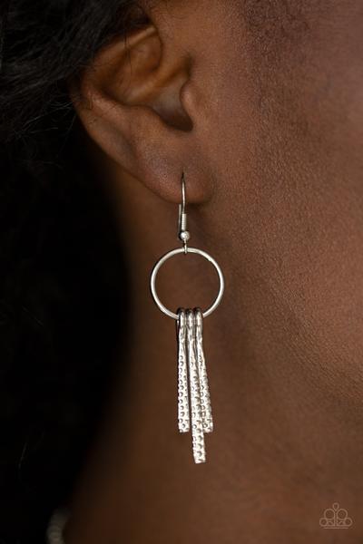 Metallic Mane Silver Necklace - Paparazzi Accessories - free matching earrings -CarasShop.com - Paparazzi Jewelry by Cara Jewels