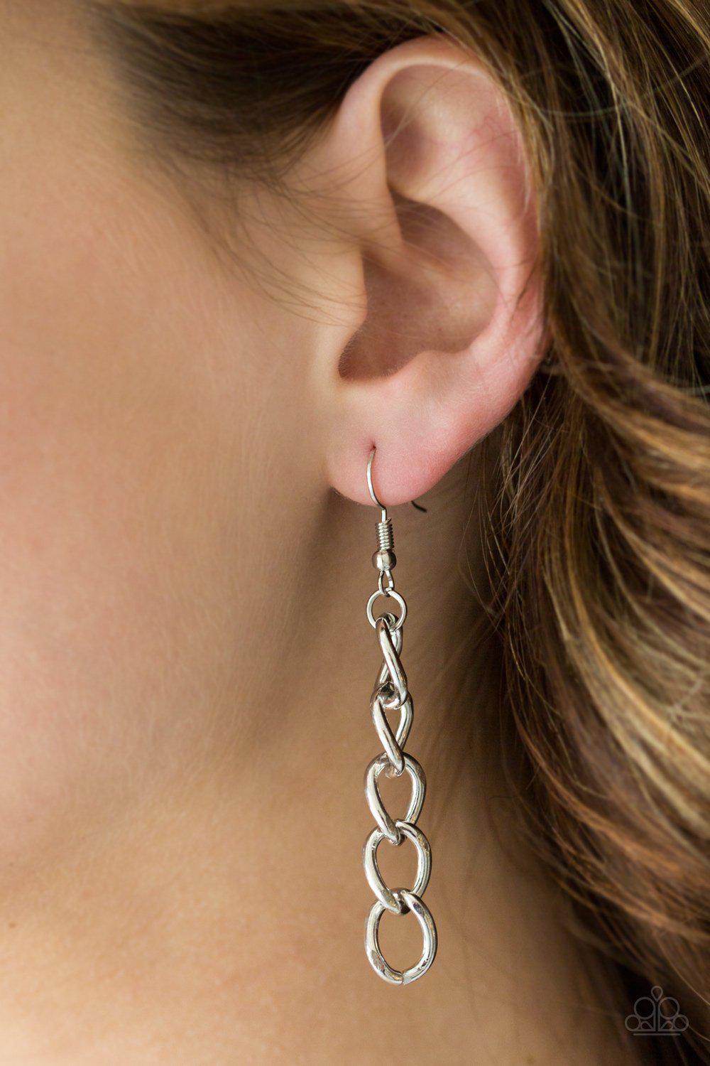 Metro Metal Silver Chain Necklace - Paparazzi Accessories- on model - CarasShop.com - Paparazzi Jewelry by Cara Jewels