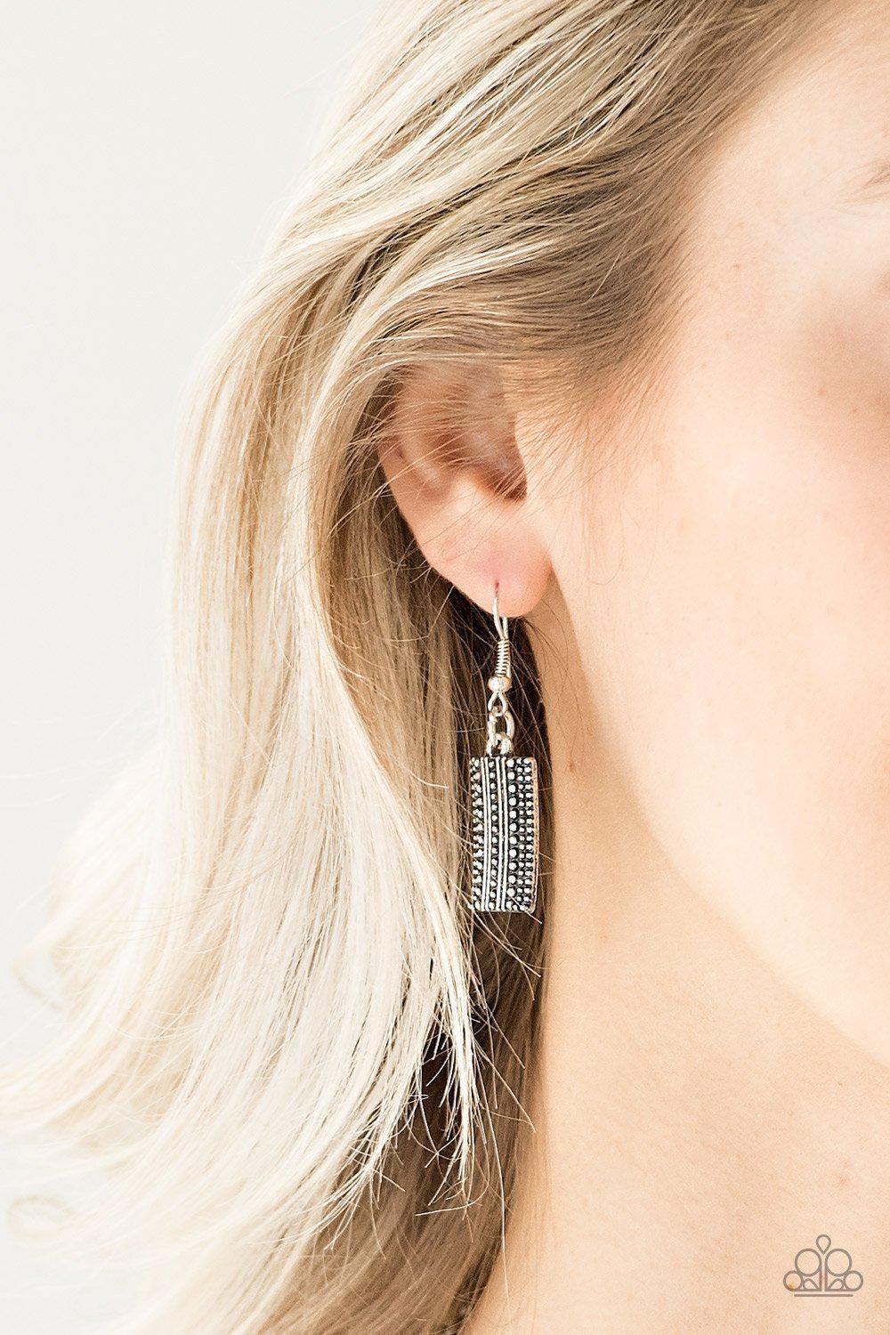 My Pharaoh Lady Black Fringe Necklace - Paparazzi Accessories- on model - CarasShop.com - Paparazzi Jewelry by Cara Jewels