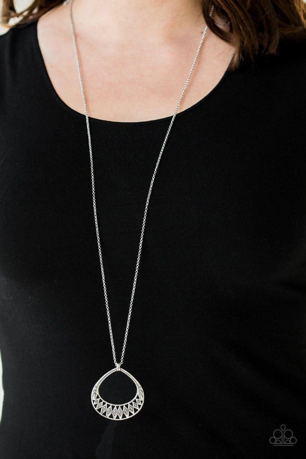 Prehistoric Drama Silver Necklace - Paparazzi Accessories- on model - CarasShop.com - Paparazzi Jewelry by Cara Jewels