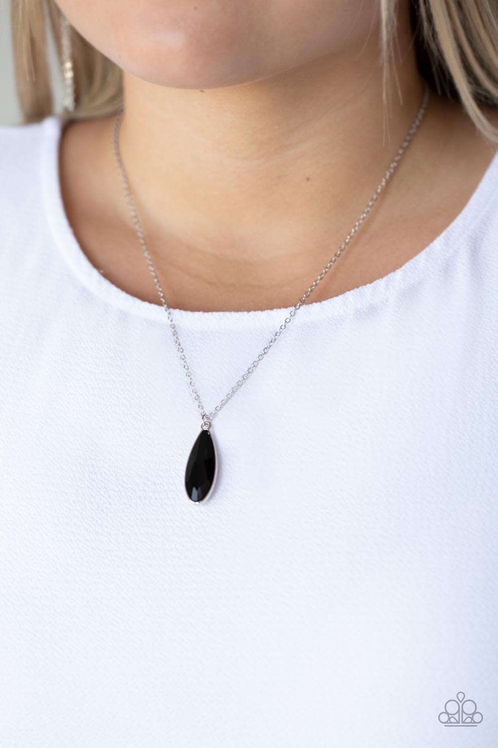 Prismatically Polished Black Necklace - Paparazzi Accessories- on model - CarasShop.com - Paparazzi Jewelry by Cara Jewels