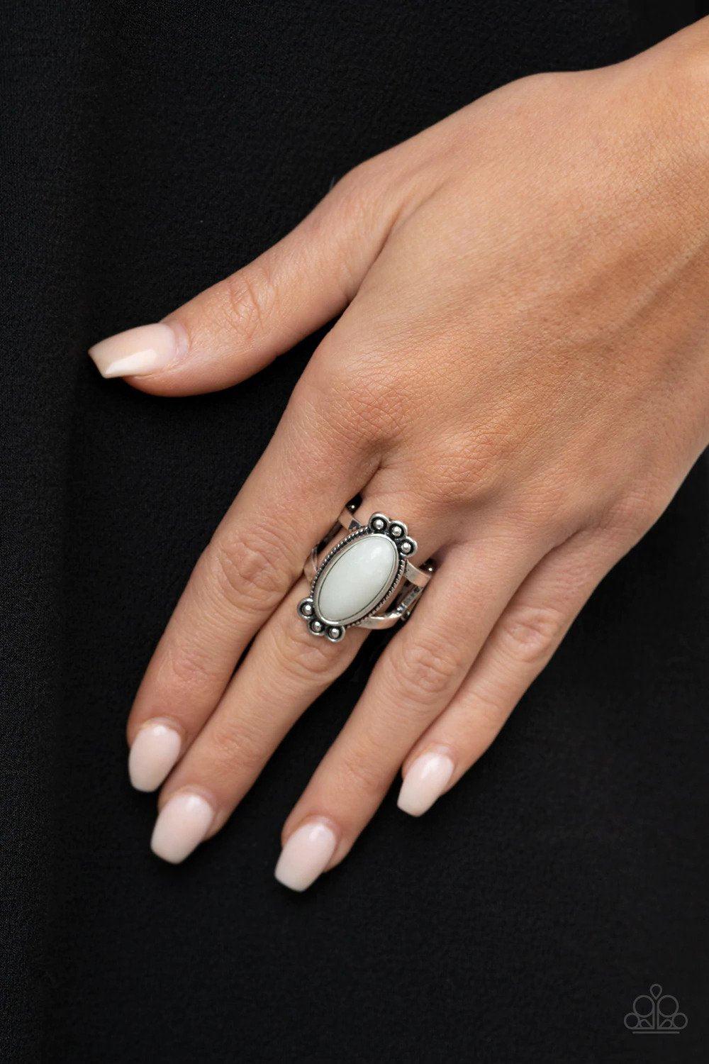 Psychedelic Deserts White Ring - Paparazzi Accessories- on model - CarasShop.com - Paparazzi Jewelry by Cara Jewels