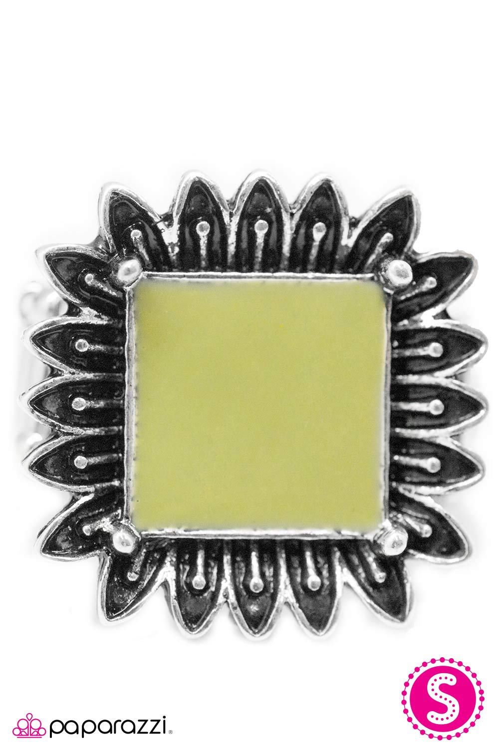 Rio Rancho Green Ring - Paparazzi Accessories- on model - CarasShop.com - Paparazzi Jewelry by Cara Jewels