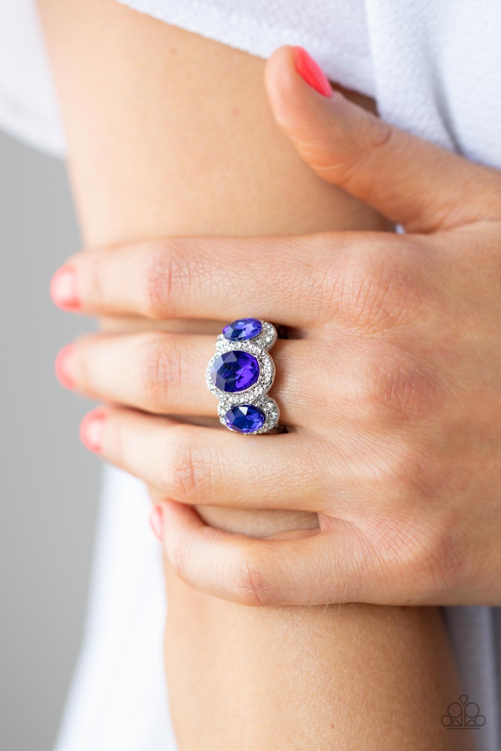 Royal Residence Blue Rhinestone Ring - Paparazzi Accessories- on model - CarasShop.com - Paparazzi Jewelry by Cara Jewels