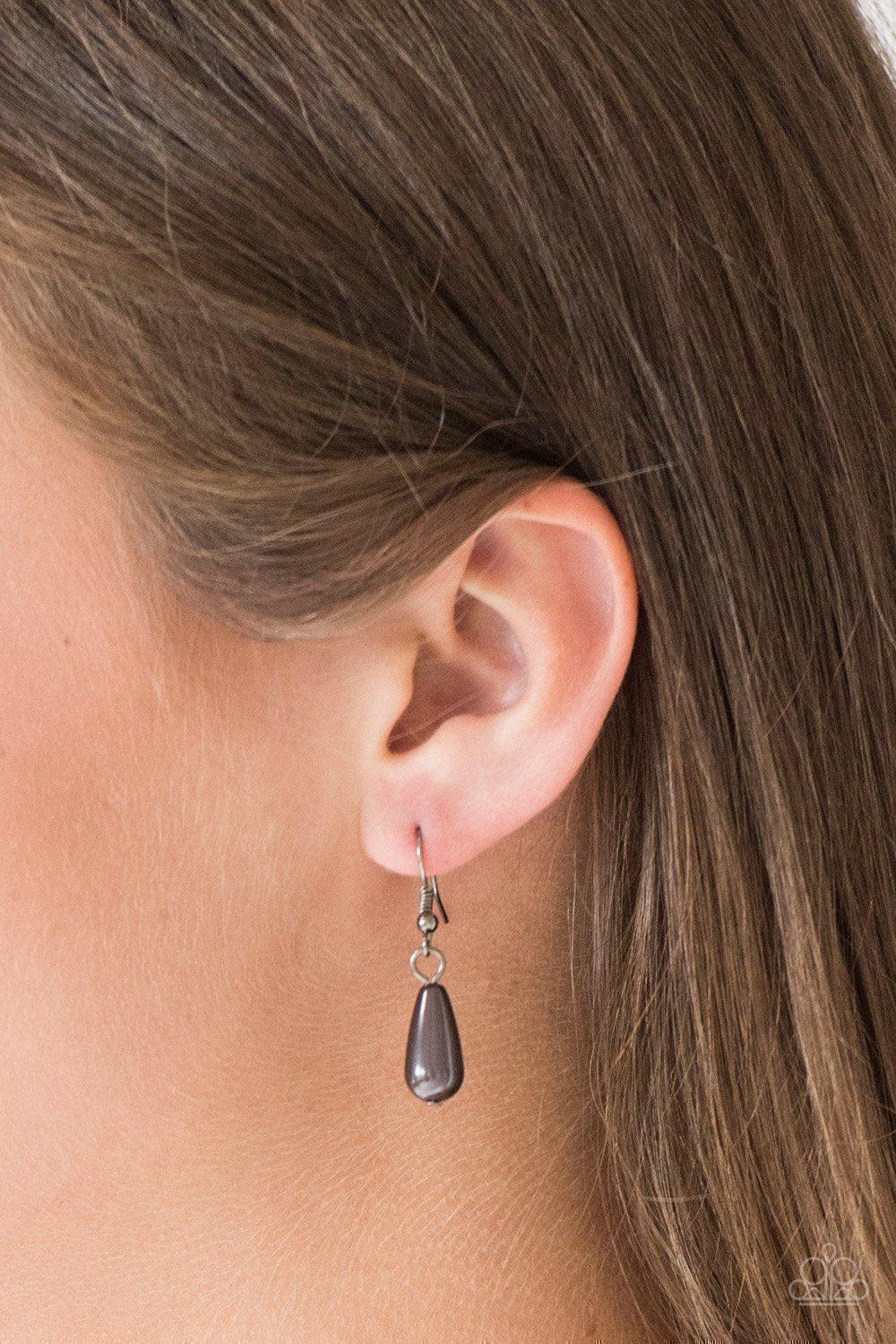 Rustic Ritz Black Gunmetal Necklace - Paparazzi Accessories- on model - CarasShop.com - Paparazzi Jewelry by Cara Jewels