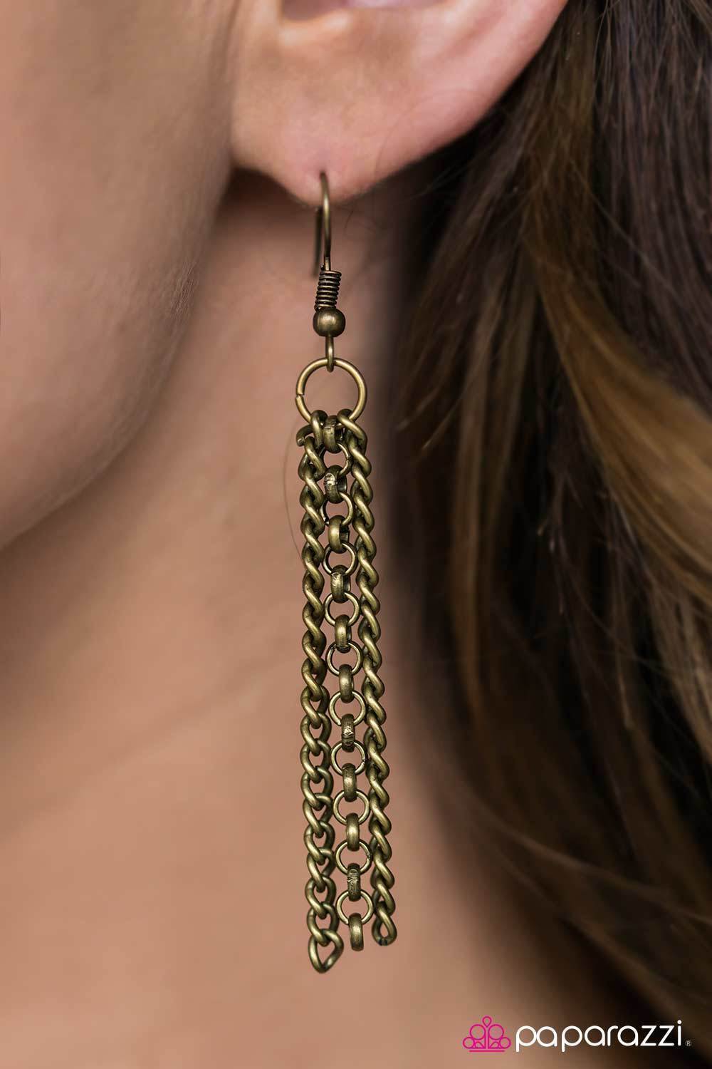 Scarf It Down Brass Necklace - Paparazzi Accessories- on model - CarasShop.com - Paparazzi Jewelry by Cara Jewels