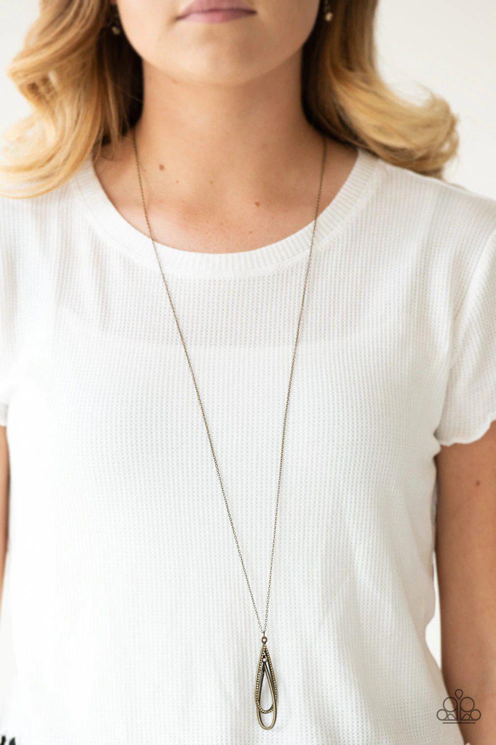 Step Into The Spotlight Brass Necklace - Paparazzi Accessories- on model - CarasShop.com - Paparazzi Jewelry by Cara Jewels