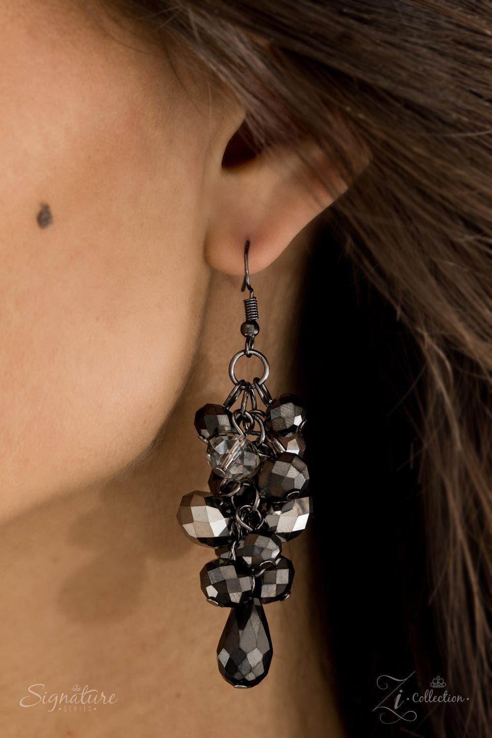 The Taylerlee 2019 Zi Signature Collection Necklace - Paparazzi Accessories- on model - CarasShop.com - Paparazzi Jewelry by Cara Jewels