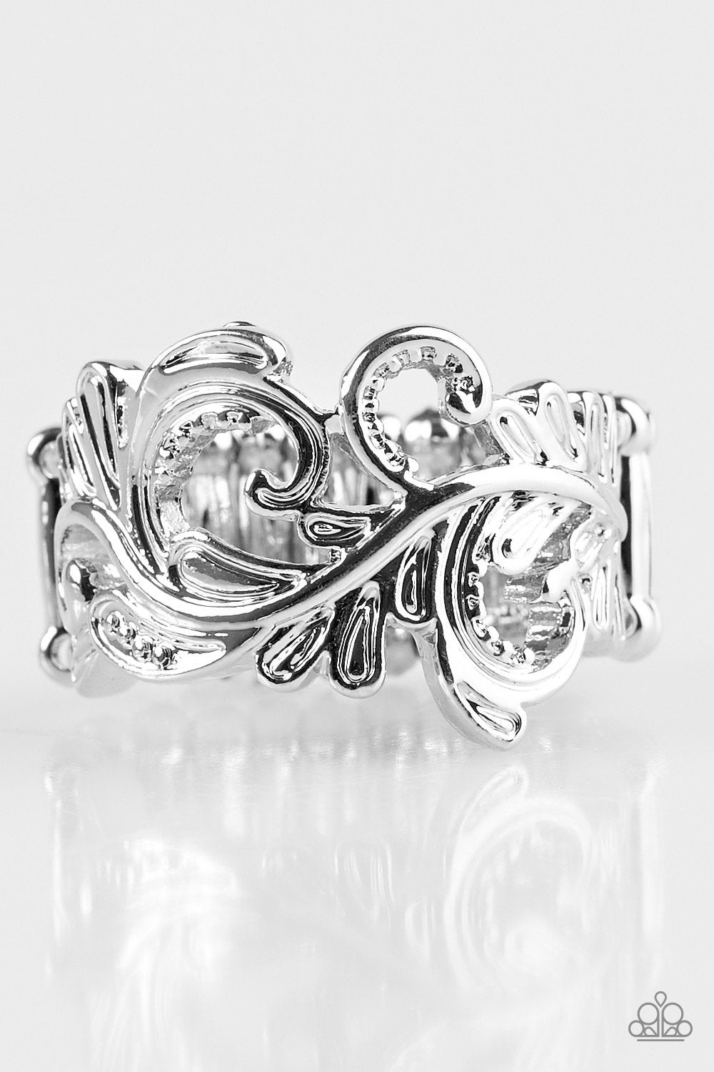 The World Is Vine Silver Ring - Paparazzi Accessories- on model - CarasShop.com - Paparazzi Jewelry by Cara Jewels