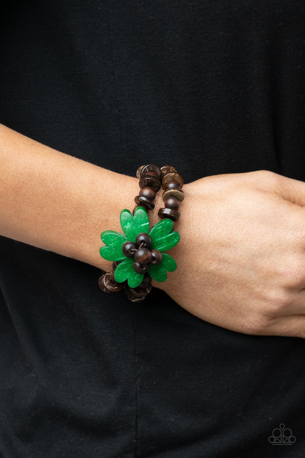 Tropical Flavor Green Wood Bracelet - Paparazzi Accessories- lightbox - CarasShop.com - Paparazzi Jewelry by Cara Jewels
