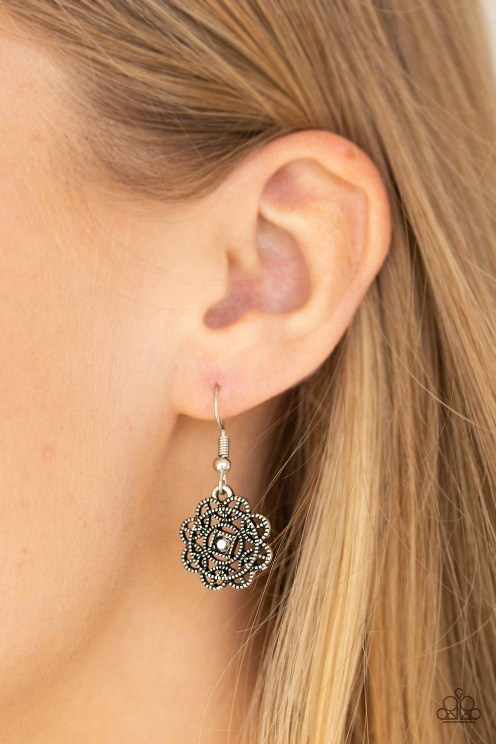 Vintage Vogue Silver Necklace - Paparazzi Accessories - free matching earrings -CarasShop.com - Paparazzi Jewelry by Cara Jewels