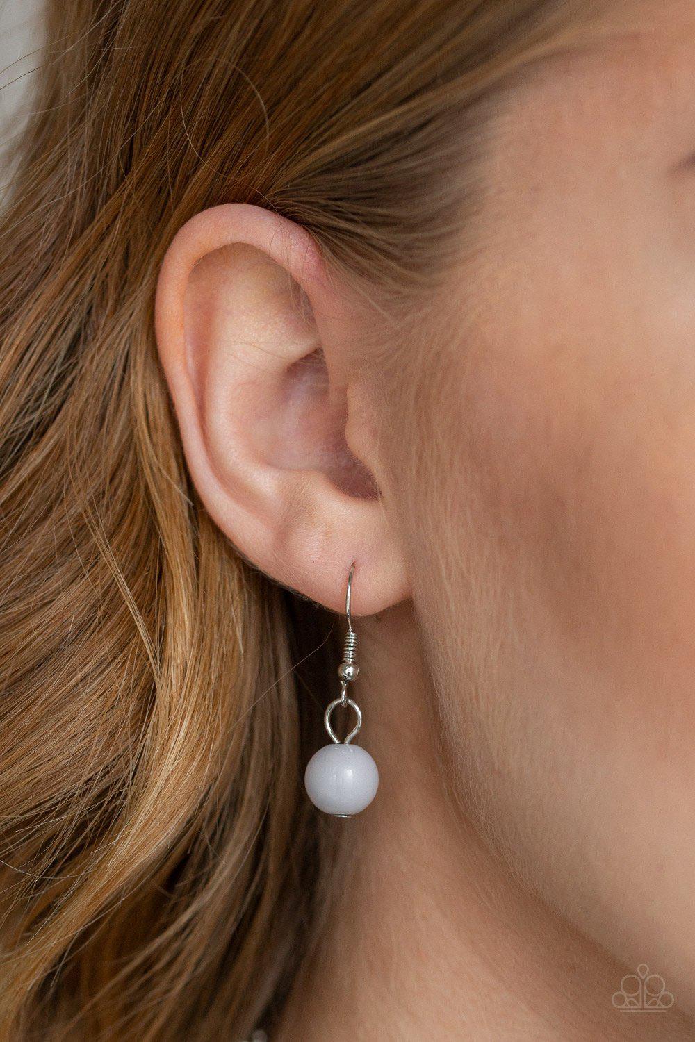 Walk This BROADWAY Silver Necklace - Paparazzi Accessories - free matching earrings -CarasShop.com - Paparazzi Jewelry by Cara Jewels