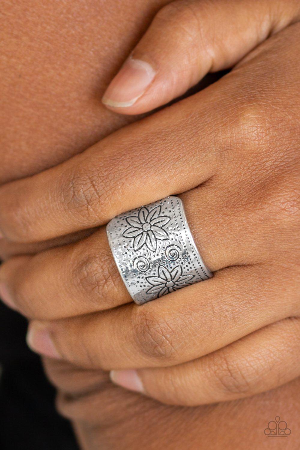 Wild Meadows Silver Ring - Paparazzi Accessories- on model - CarasShop.com - Paparazzi Jewelry by Cara Jewels